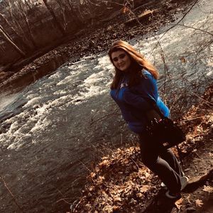 Meet your Posher, Courtney